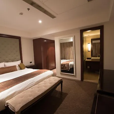 Hotel Z Luxury Residences 5*
