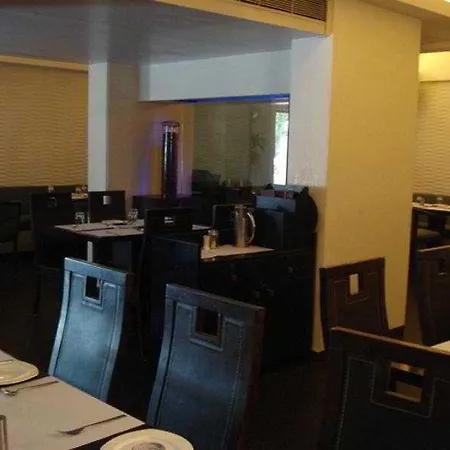 Hotel Jayshree Domestic Airport Mumbai