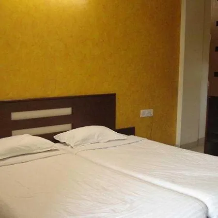 Hotel Jayshree Domestic Airport