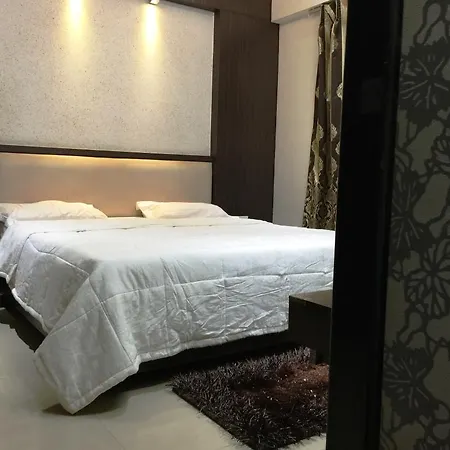 Apartment Bss - Meadow, Near Nesco, *
