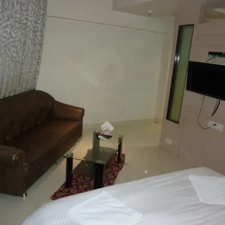 Khwaish Presidency Hotel