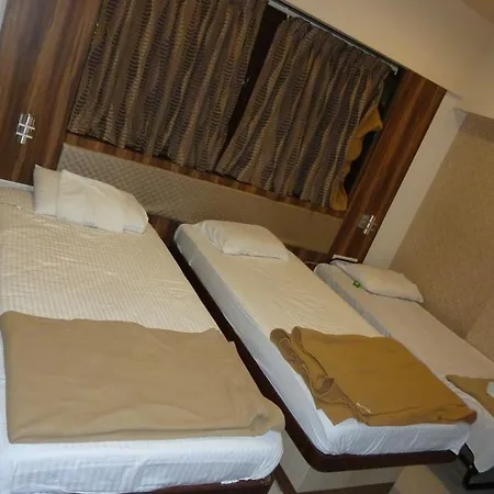 Karan Palace Hotel 3*