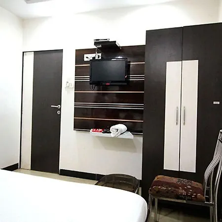 Apple Guest house