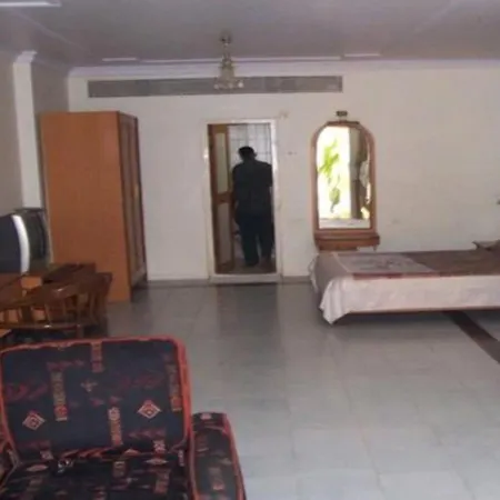 Juhu Hotel 3*