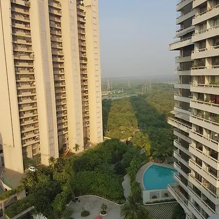 Bolllywood - Beautiful, Cosy , Safe And Secure Apartment Mumbai
