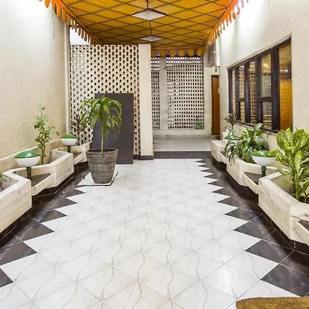 Diplomat, Colaba Hotel
