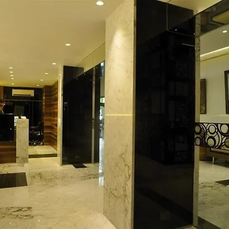 Hotel Diplomat, Colaba Mumbai
