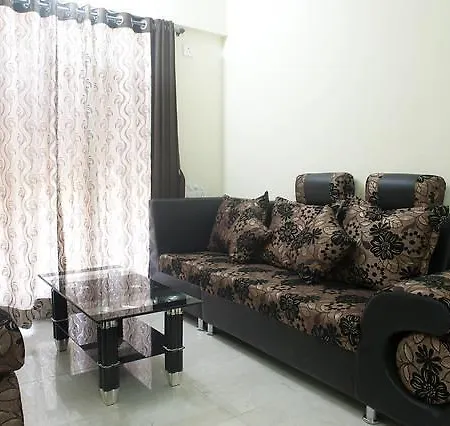 Bss_exotica_near Bkc Guest house *