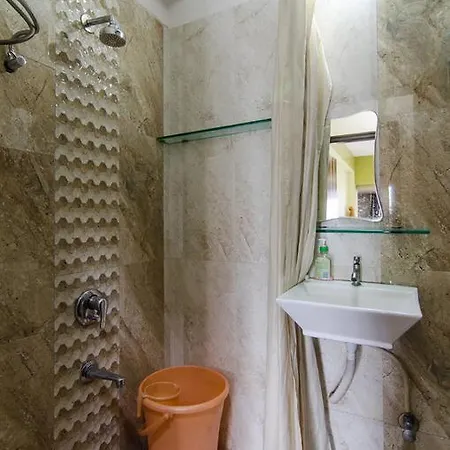 Apartment Madam Re Service - Neptune Tower - Powai Mumbai