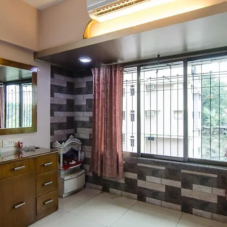 Apartment Madam Re Service - Neptune Tower - Powai
