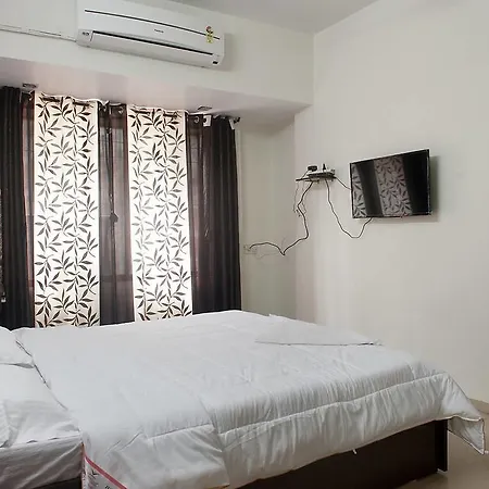 Madam Re Service - Neptune Tower - Powai Apartment *
