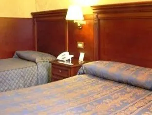 Suncity Apollo - Gateway Of India 3*