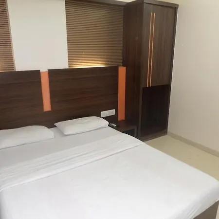 Paris Residency Hotel 2*