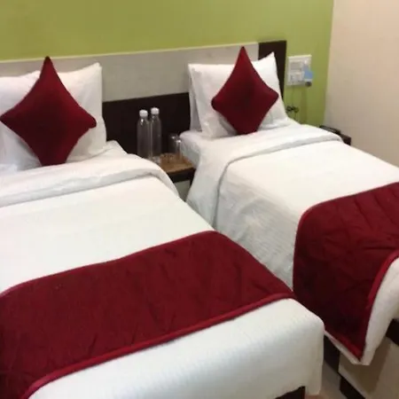 Hotel Nishita Residency 3*