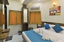 Amber-colaba Hotel 3*