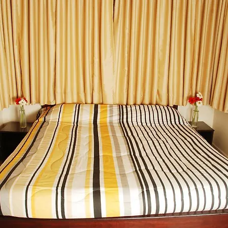 Aura Executive Homes - Juhu Mumbai