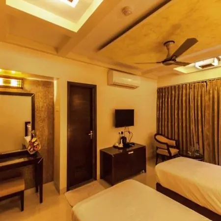 Anantha Exectuive Hotel 3*
