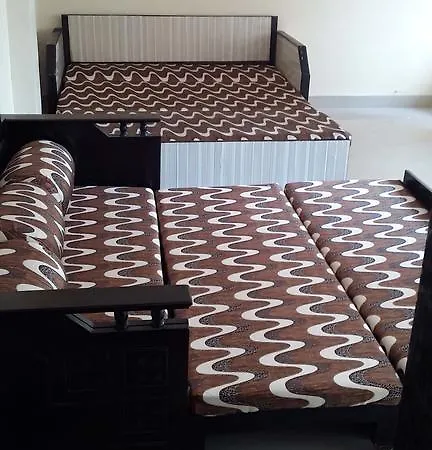 Apartment Linking Rd 9 Bed Bandra West 1 Bhk *