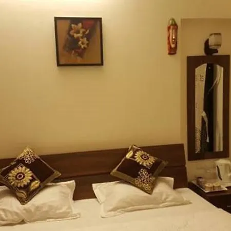 Apartment Poonam Heights *