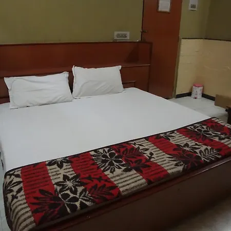 Happy Hotel Mumbai