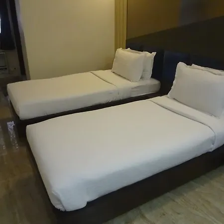 Hotel Sapna 2*