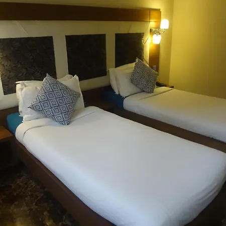 Sapna Hotel 2*