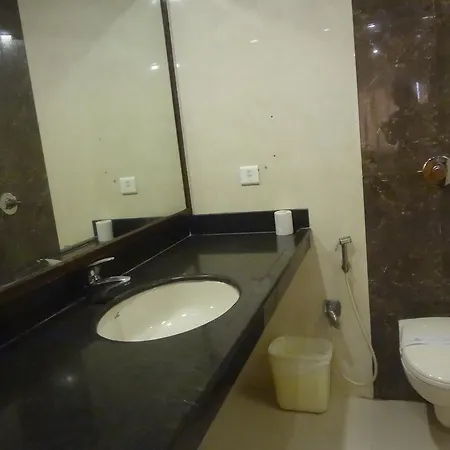 Juhu Plaza Hotel