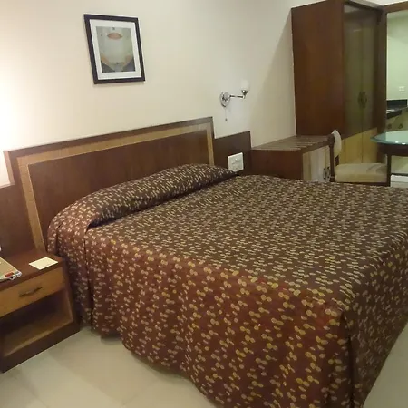 Juhu Plaza