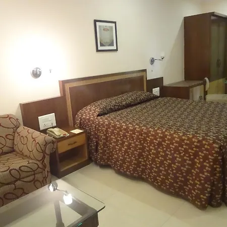 Juhu Plaza Hotel