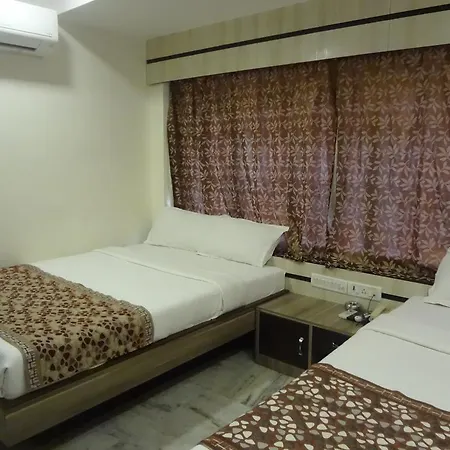 Hotel Oc Residency
