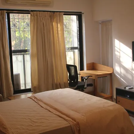 Grand Bay Bandra Premium Serviced Apartment * Mumbai