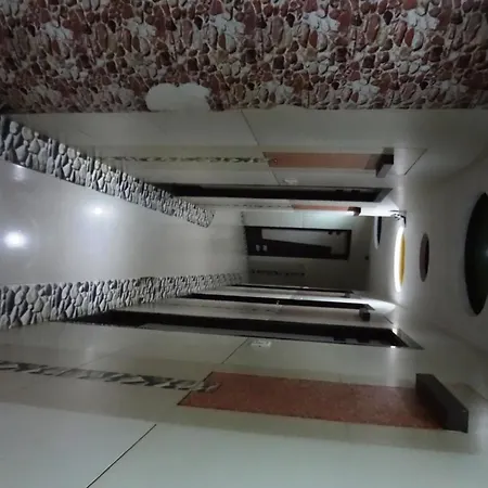 Hotel Crescent