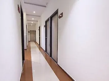 Hotel Oyo 845 Kailash Park