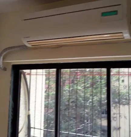 Med Mid Town Apt * Mumbai