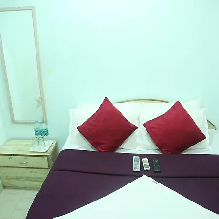 Home Stay 3*