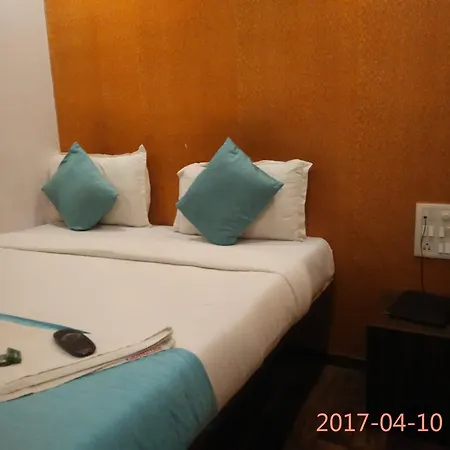 O Grand 3* Mumbai