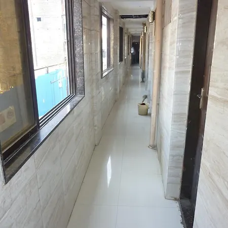 Hotel Jodiya - Near Cst Hotel 2*