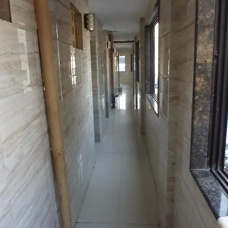 Hotel Jodiya - Near Cst Hotel
