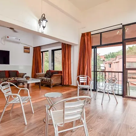 Villa Chhapra's Palms Villas *