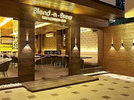 Plaza 3* Mumbai