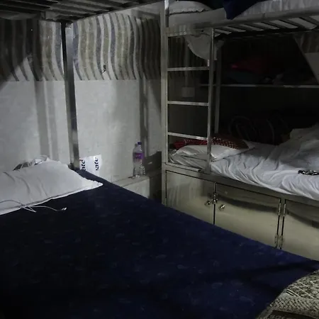 Hostel Aashiyana