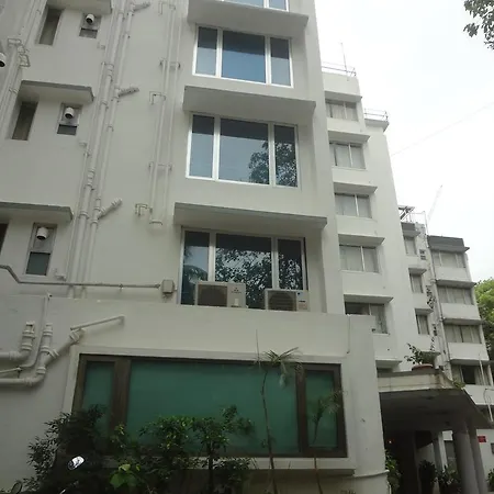 Hiltop Hotel 3*