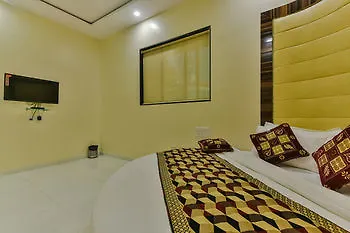 Garden Park Hotel