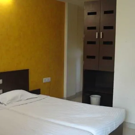 Hotel Jayshree Domestic Airport