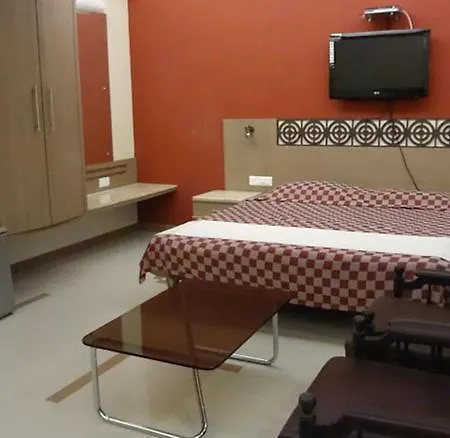 Unicontinental 2* Mumbai
