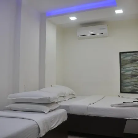 Hotel Star Inn