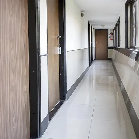 Treebo Trend Sea Side Hotel Mumbai