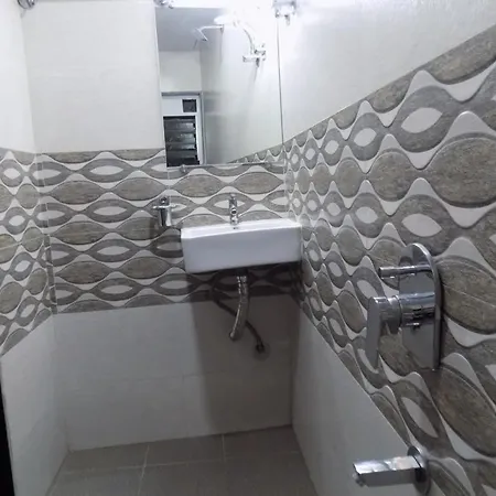 Maha Residency Bed & Breakfast