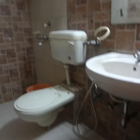 New Shalimar Hotel