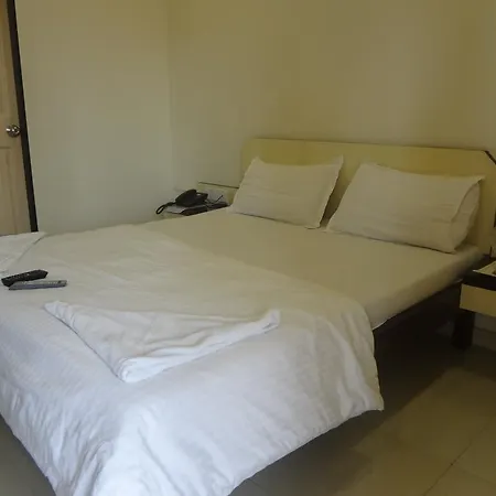 New Shalimar Hotel 2*